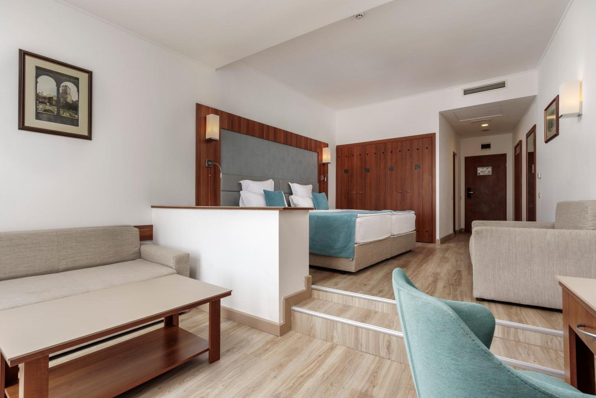 Alua Helios Bay Hotel Obzor Exterior foto