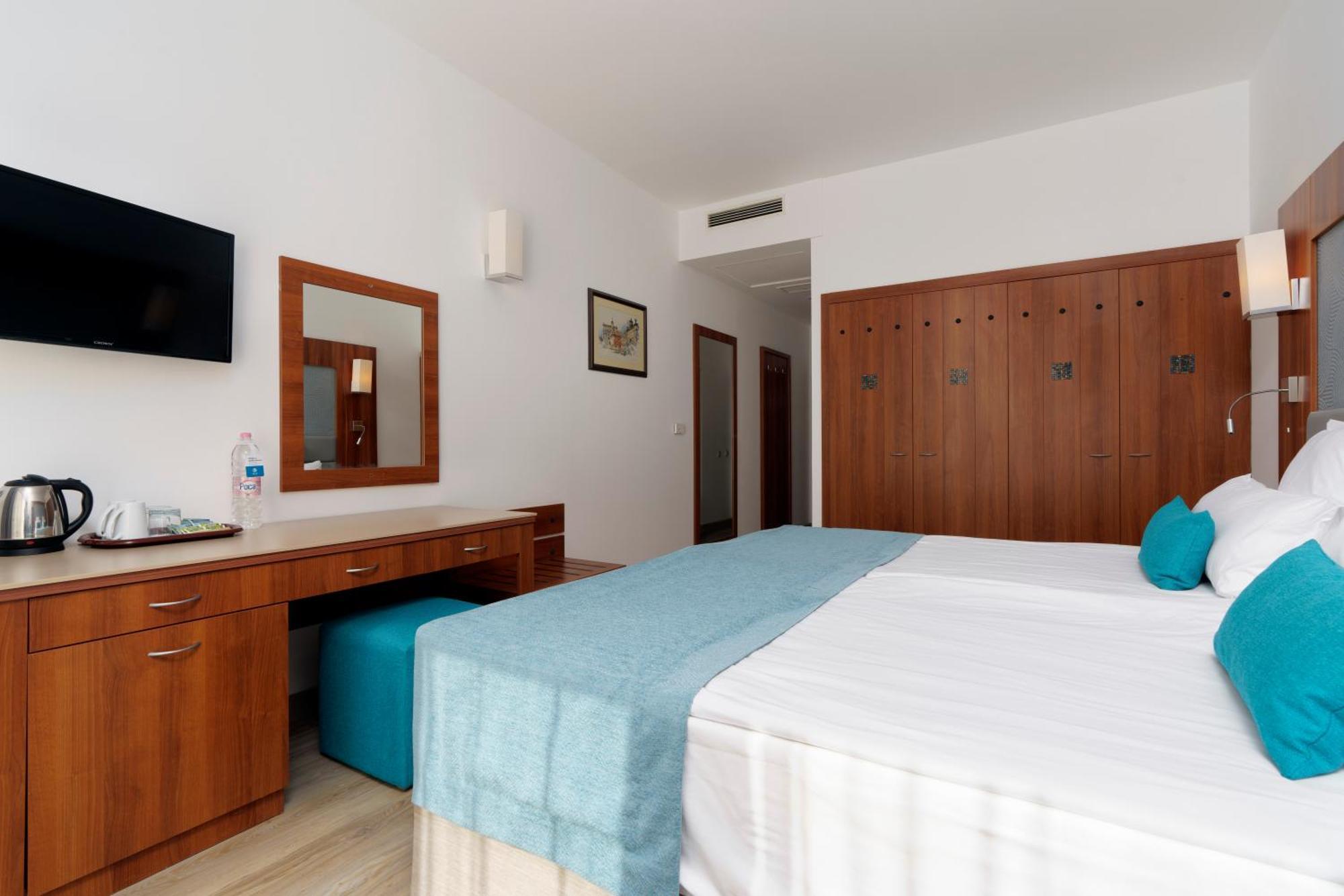 Alua Helios Bay Hotel Obzor Exterior foto